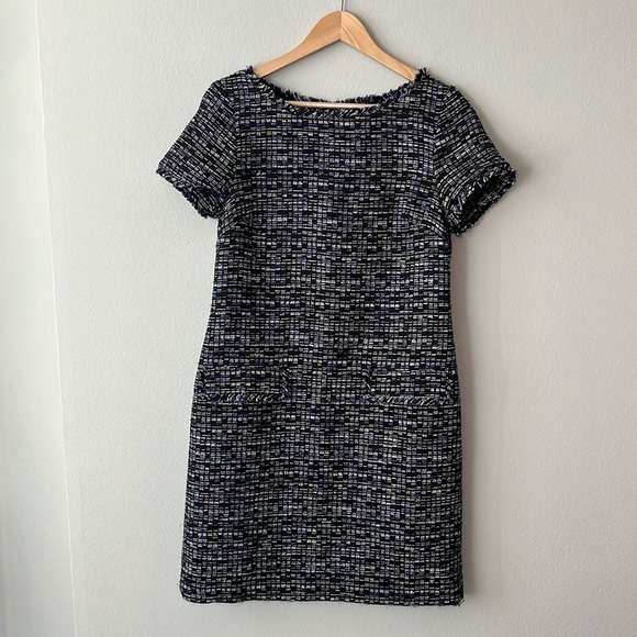 Banana Republic Tweed Shift Dress Midi Fringe Detail Short Sleeve Preppy Size 8 - Picture 3 of 7